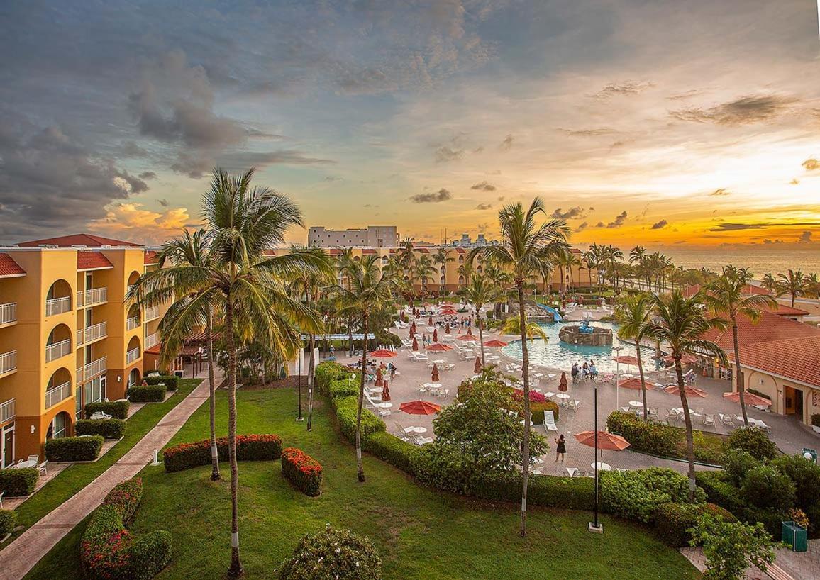 Bluegreen Vacations La Cabana Resort, An Ascend Collection Palm Beach Exterior photo