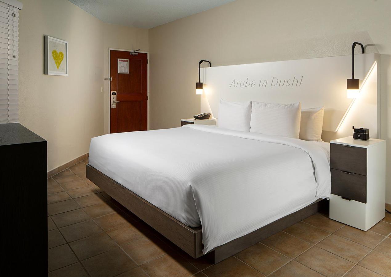 Bluegreen Vacations La Cabana Resort, An Ascend Collection Palm Beach Exterior photo