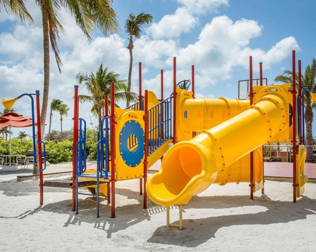 Bluegreen Vacations La Cabana Resort, An Ascend Collection Palm Beach Exterior photo